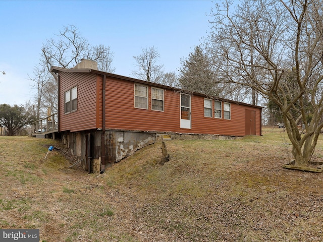 view of side of property