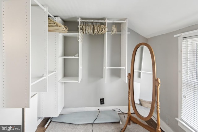room details featuring baseboards