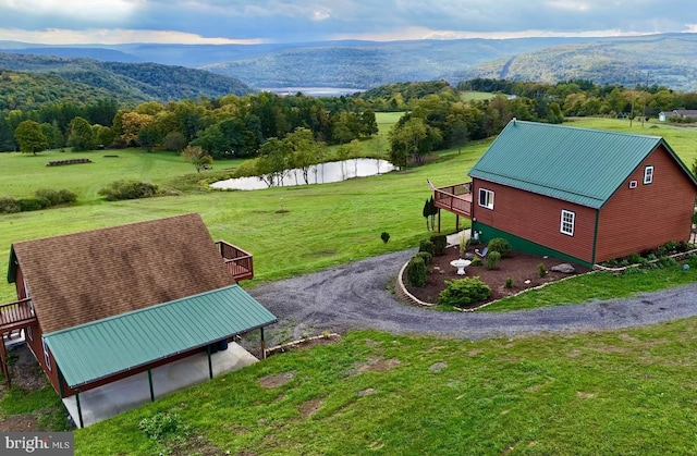 bird's eye view with a mountain view