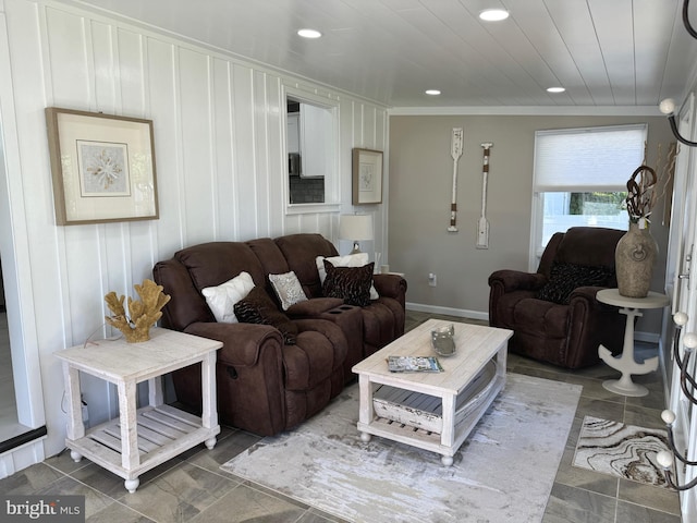 living area featuring recessed lighting