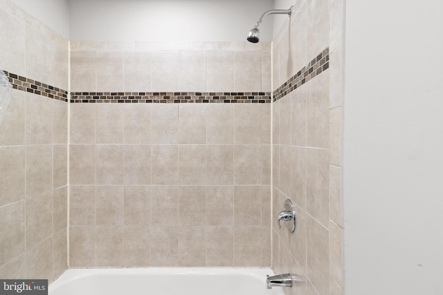 8042 Saint Annes Ct, Alexandria, VA 22309 - full bath featuring shower / bath combination