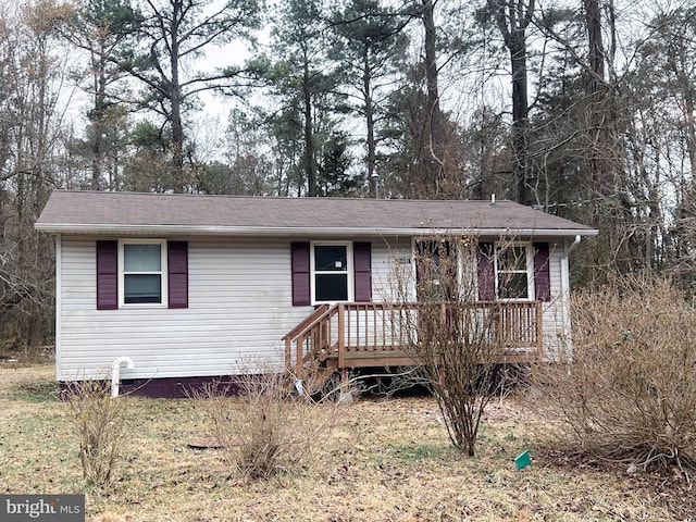 view of front of property