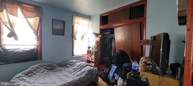 bedroom with a closet