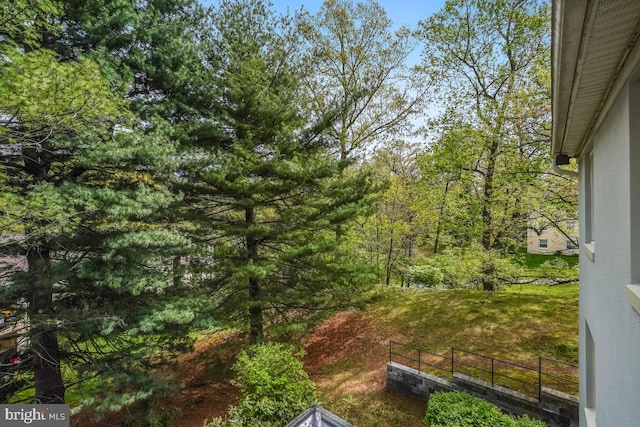 8358 Dunham Ct Unit 626, Springfield, VA 22152 - view of yard with fence
