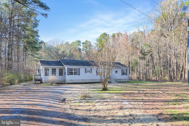 ranch-style home with crawl space