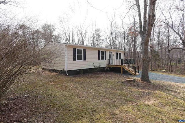 manufactured / mobile home with stairs