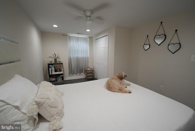 bedroom with recessed lighting, a closet, and a ceiling fan