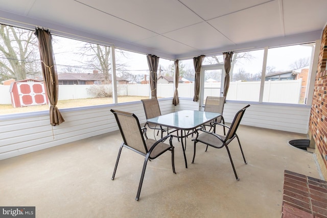 view of sunroom / solarium