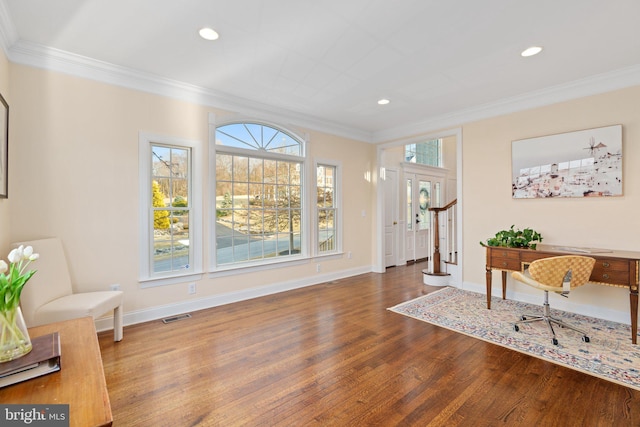 entrance foyer with wood finished floors, baseboards, visible vents, recessed lighting, and ornamental molding