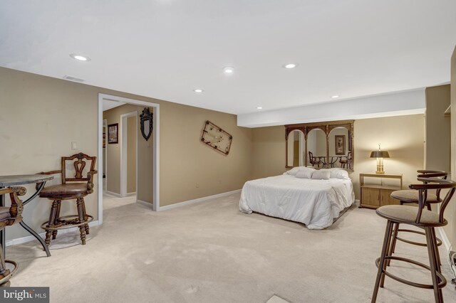 12521 N Lake Ct, Fairfax, VA 22033 - bedroom featuring light carpet, recessed lighting, visible vents, and baseboards