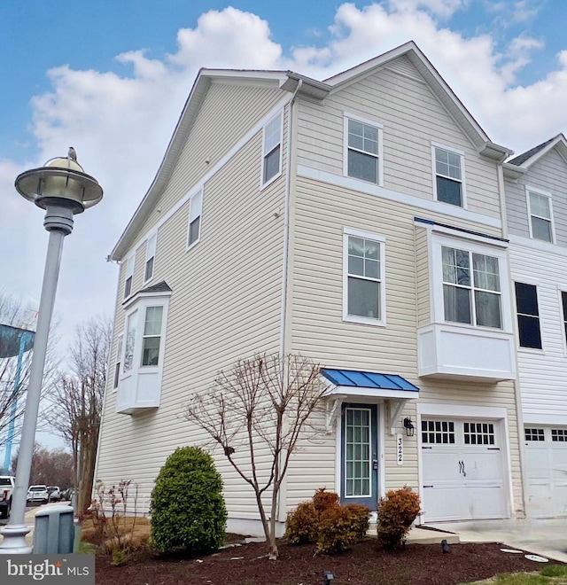 322 Shipyard Dr Unit 82, Cambridge, MD 21613 - view of front facade featuring an attached garage