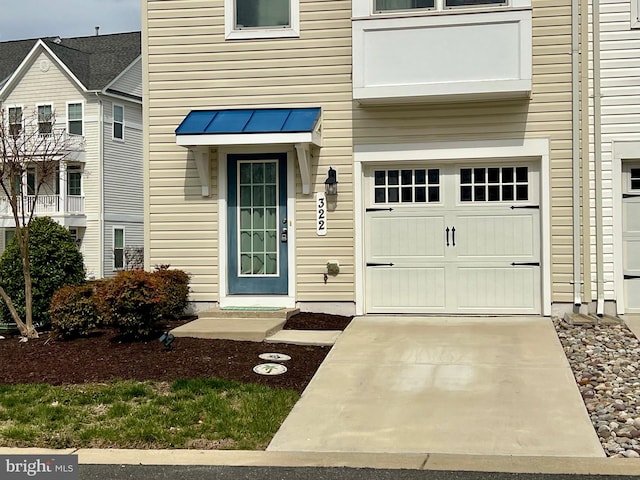 322 Shipyard Dr Unit 82, Cambridge, MD 21613 - entrance to property featuring an attached garage