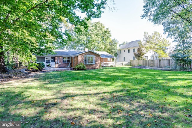 8605 Virginia Ave, Annandale, VA 22003 - view of yard