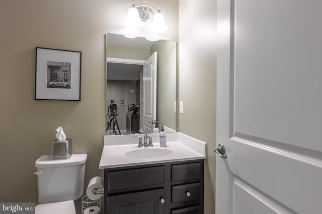 10437 Windlass Run Rd, Baltimore, MD 21220 - half bath featuring vanity and toilet