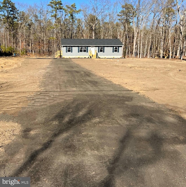 view of front of property