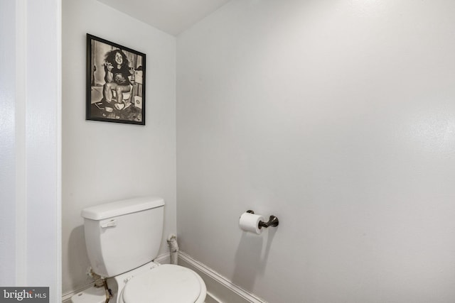 bathroom featuring toilet