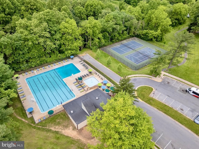 9920 Walker House Rd Unit 5, Gaithersburg, MD 20886 - bird's eye view of a pool area