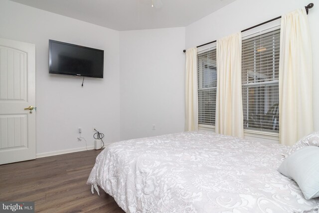 4101D Fullerton Ct, Milford, DE 19963 - bedroom featuring baseboards and wood finished floors