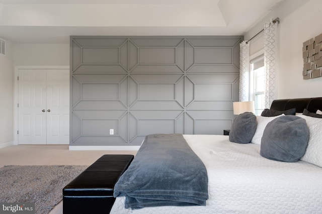 view of carpeted bedroom