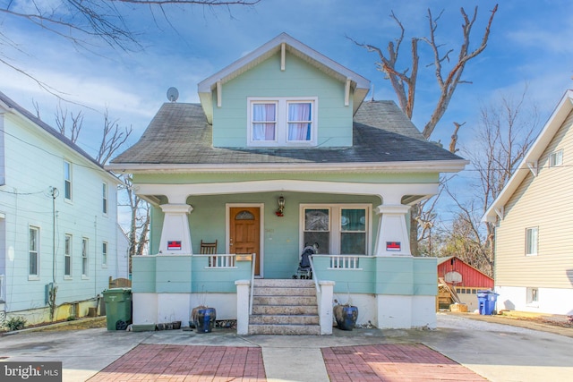 view of front of home featuring covered porch