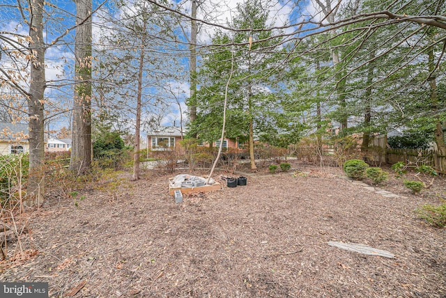 view of yard with fence