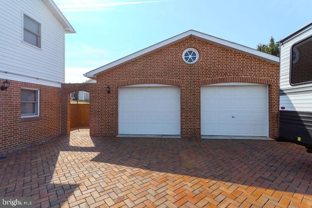 view of detached garage