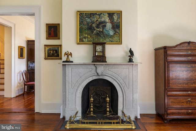detailed view of wood finished floors and baseboards