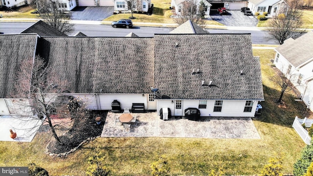 birds eye view of property featuring a residential view