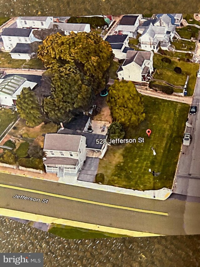 Listing photo 3 for 528 Jefferson St, Hagerstown MD 21740