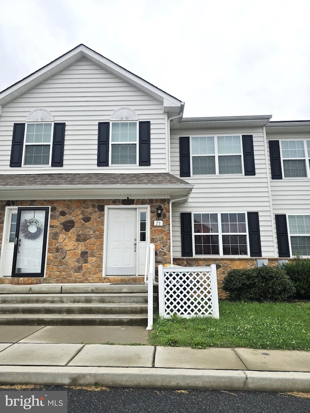 73 Toscano Dr, Smyrna, DE 19977 - multi unit property with stone siding