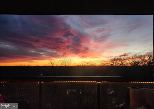 309 Yoakum Pkwy Unit 1003, Alexandria, VA 22304 - yard at dusk with a balcony