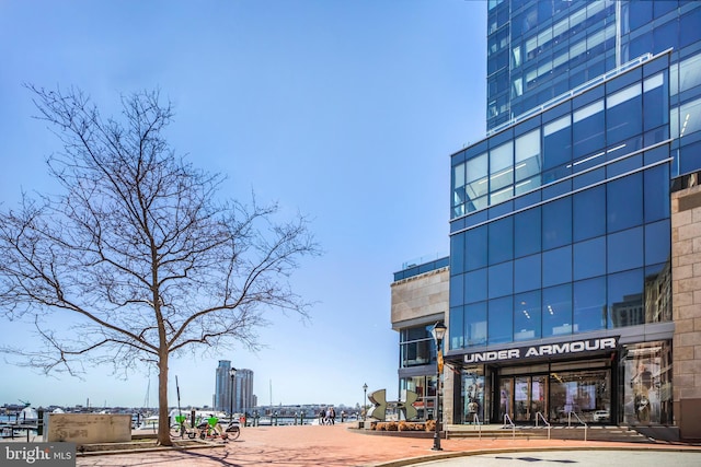 view of building exterior featuring a city view
