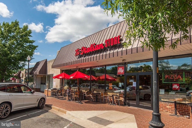6012 19th St N, Arlington, VA 22205 - view of commercial property