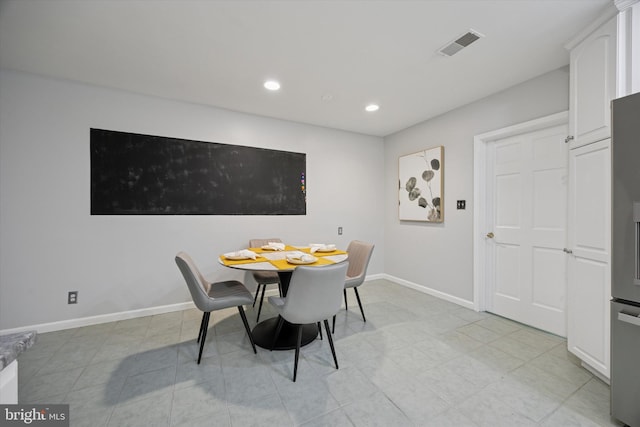 1220 Wendover Rd, Bryn Mawr, PA 19010 - dining space with baseboards, recessed lighting, and visible vents