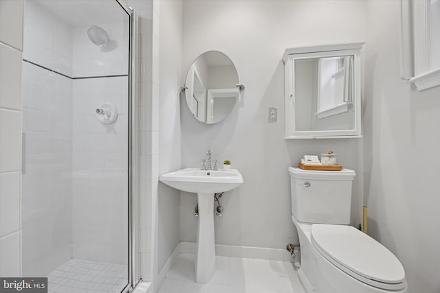 1220 Wendover Rd, Bryn Mawr, PA 19010 - bathroom featuring toilet, baseboards, and a shower stall