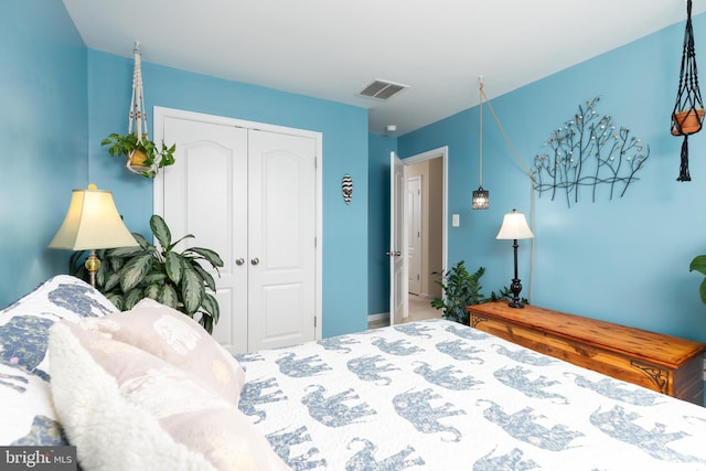 20422 Asheville Dr, Millsboro, DE 19966 - bedroom featuring visible vents and a closet