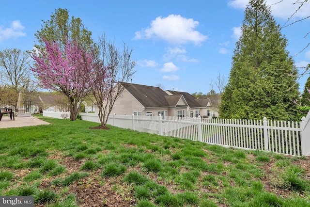 5613 Havenwood Ct, Upper Marlboro, MD 20772 - view of yard with a fenced backyard and a patio area