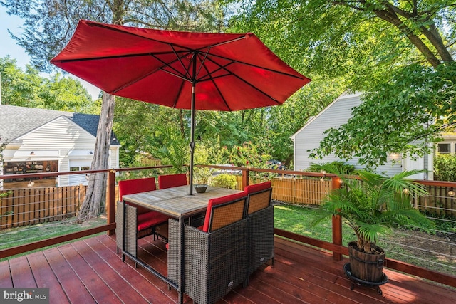 1614 Grace Church Rd, Silver Spring, MD 20910 - wooden terrace with outdoor dining space