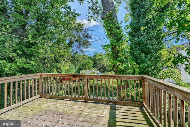 4707 Wrenwood Ave, Baltimore, MD 21212 - view of wooden terrace