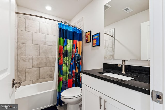 full bath featuring visible vents, toilet, shower / bathtub combination with curtain, and vanity