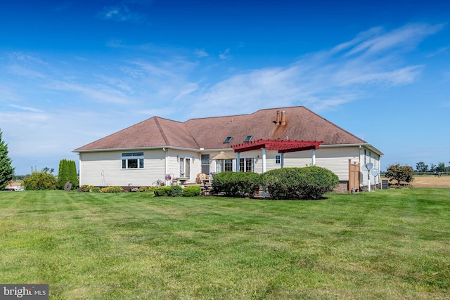 180 Featherbed Ln, Pilesgrove, NJ 08098 - back of property with a yard