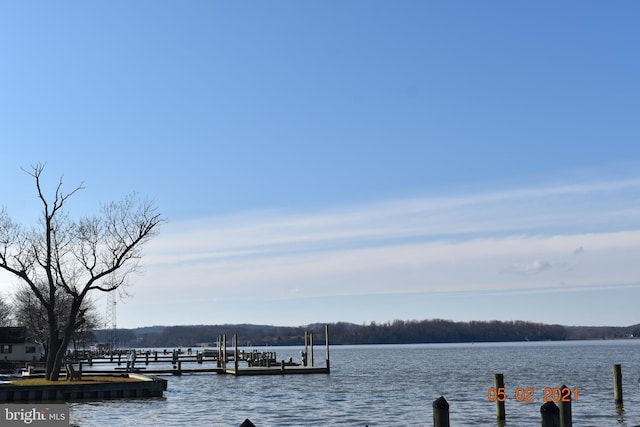 view of dock featuring a water view