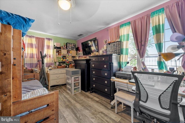 280 Hollywood Beach Rd, Chesapeake City, MD 21915 - bedroom featuring light wood-style floors