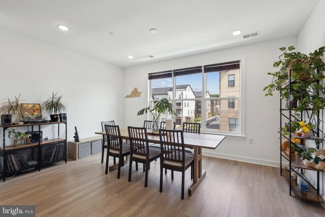 4902 Longmire Way Unit 24, Chantilly, VA 20151 - dining room with wood finished floors, recessed lighting, and baseboards