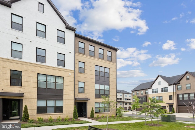 4902 Longmire Way Unit 24, Chantilly, VA 20151 - view of property with a residential view
