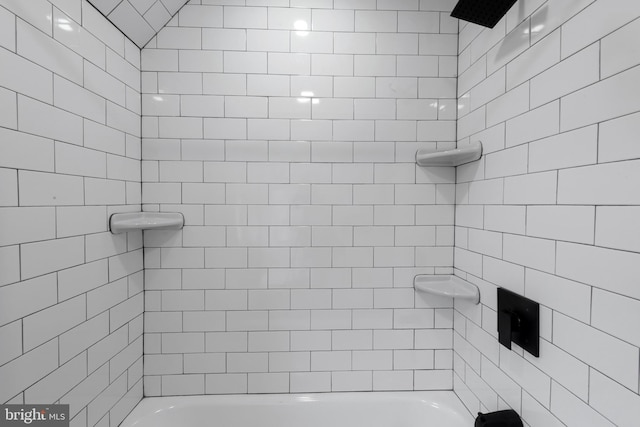 6611 Loch Hill Rd, Baltimore, MD 21239 - bathroom with shower / tub combination