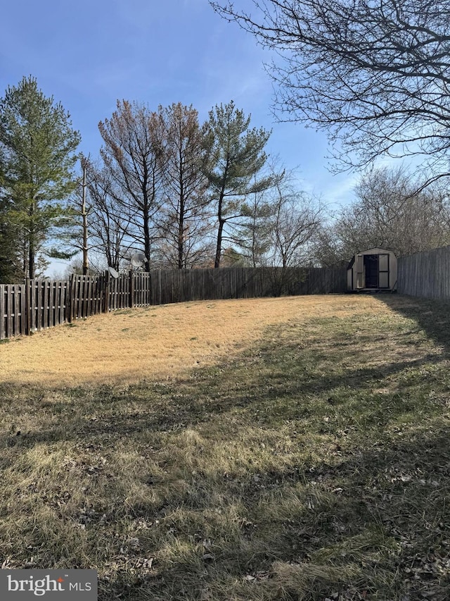10020 Dakin Ct, Cheltenham, MD 20623 - view of yard