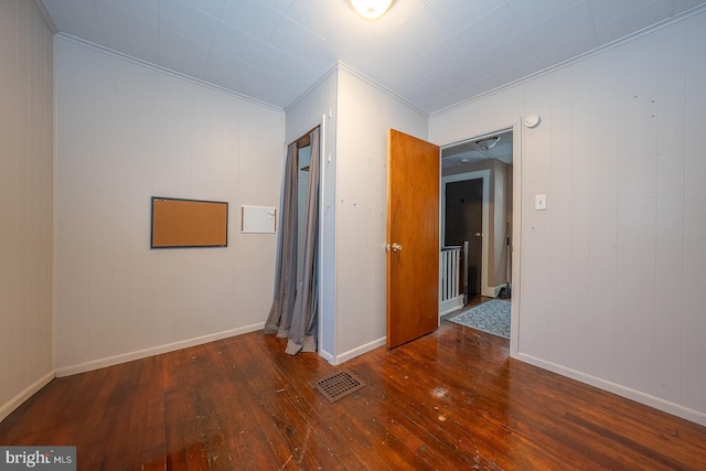 1405 Siegel Ave, Chester, PA 19013 - empty room with hardwood / wood-style floors, visible vents, crown molding, and baseboards