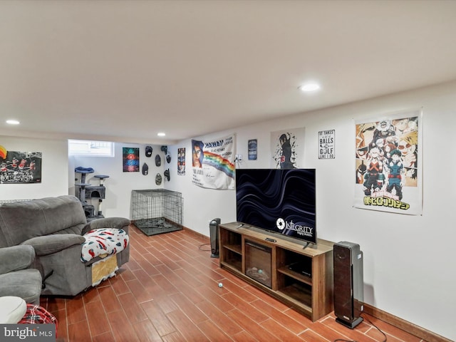 433 Williams St, Cumberland, MD 21502 - living area with recessed lighting and wood finish floors