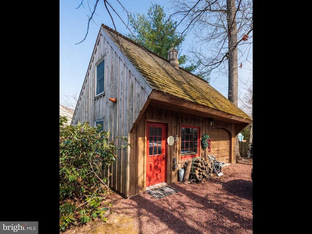 view of outbuilding